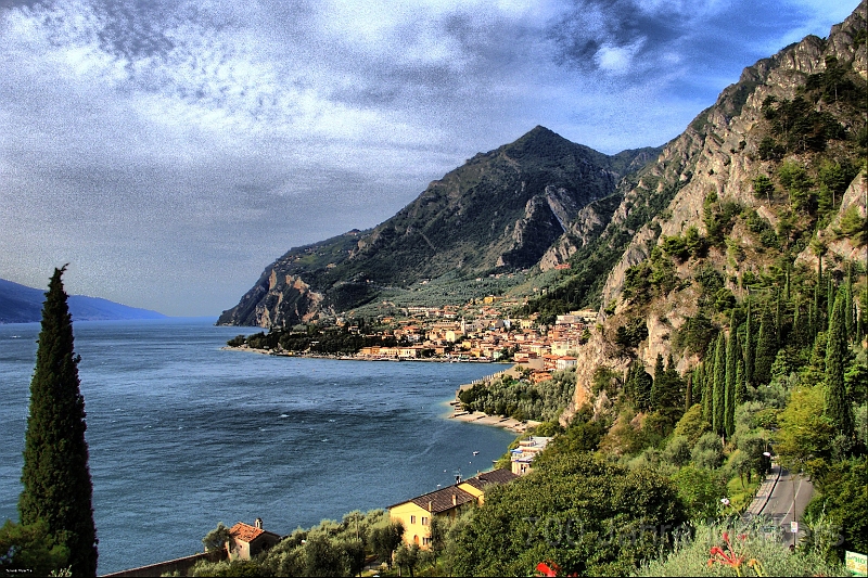 test4.jpg - Gardasee Italien Blick auf Limone sul Garda HDR