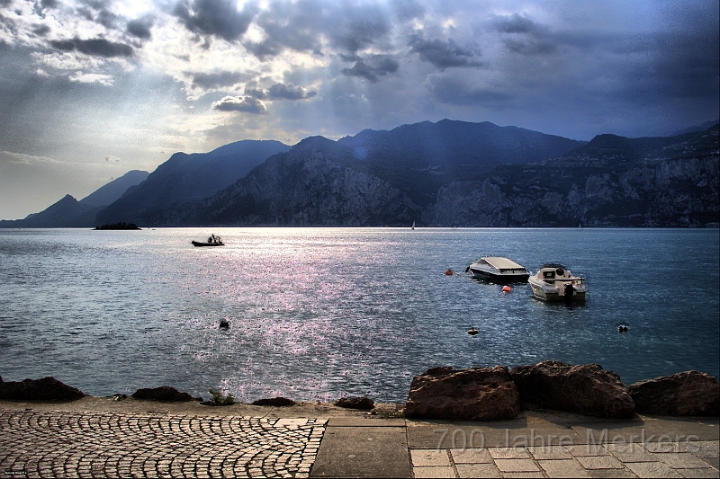 test5.jpg - Gardasee Italien Blick über den Gardasee HDR
